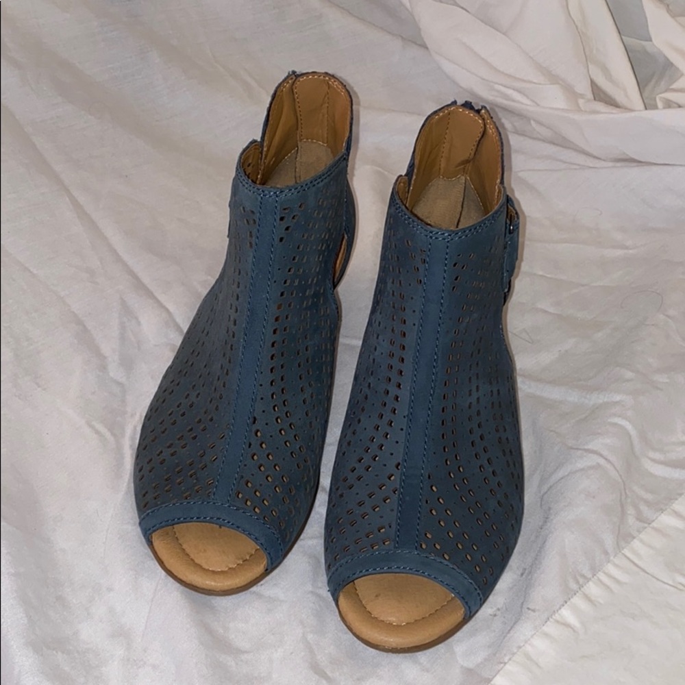 Earth Brand Open Toe Ankle Boots